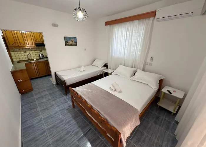 Center Rooms