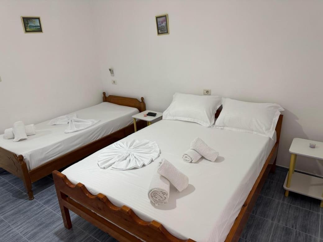 Center * Sarandë